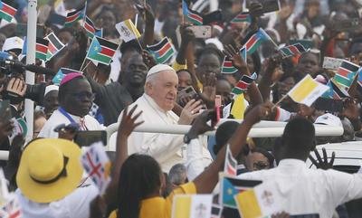 ‘Lay down the weapons of hatred, revenge,’ pope tells South Sudanese